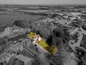 Photo 15- click for photo gallery